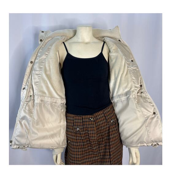 2000s Esprit Faux Fur Hooded Cream Winter Puffer Coat Size Medium - Picture 10 of 13